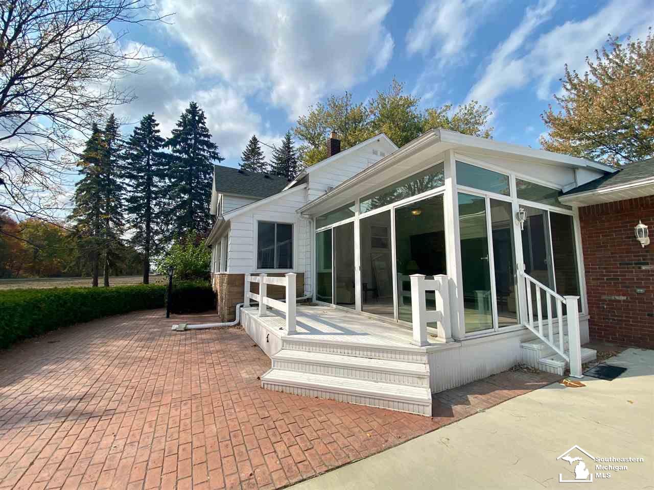 13456 Simpson Road Blissfield, MI 49228 - Photo 2 of 53
