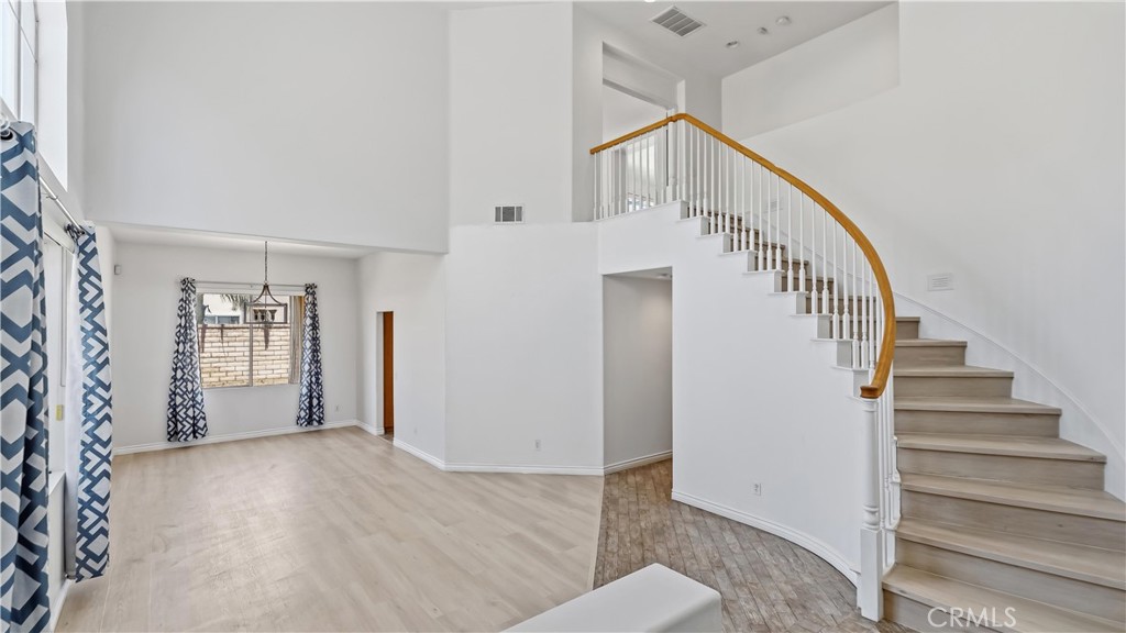 7111 Terni Place Rancho Cucamonga, CA 91701 - Photo 3 of 33