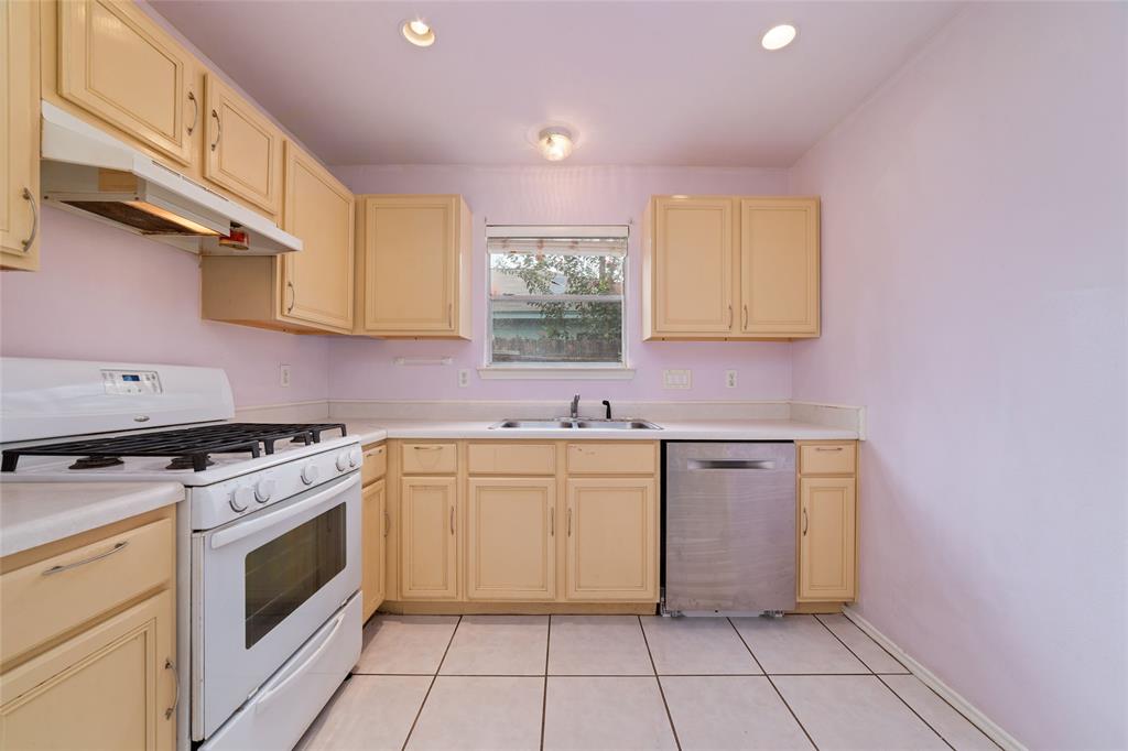 3306 Garrison Court Houston, TX 77014 - Photo 13 of 21 Gallery Image 13