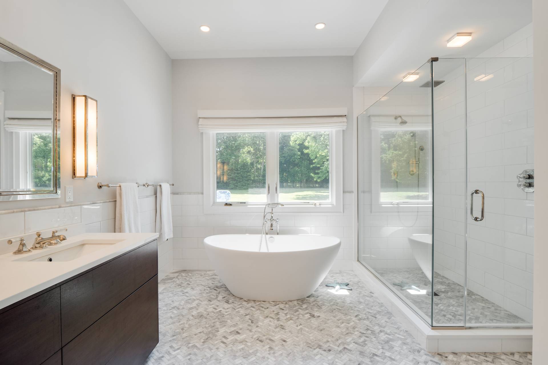 6 Bridle Path Remsenburg, NY 11960 - Photo 8 of 15 a spacious bathroom with a bathtub and sink