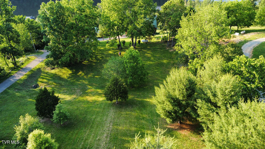 1881 Norris Road, Unit 6 Butler, TN 37640 - Photo 11 of 17 11