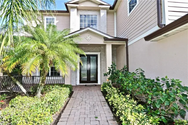 $1,649,000 | 2855 Coach House Way, Naples, FL 34105