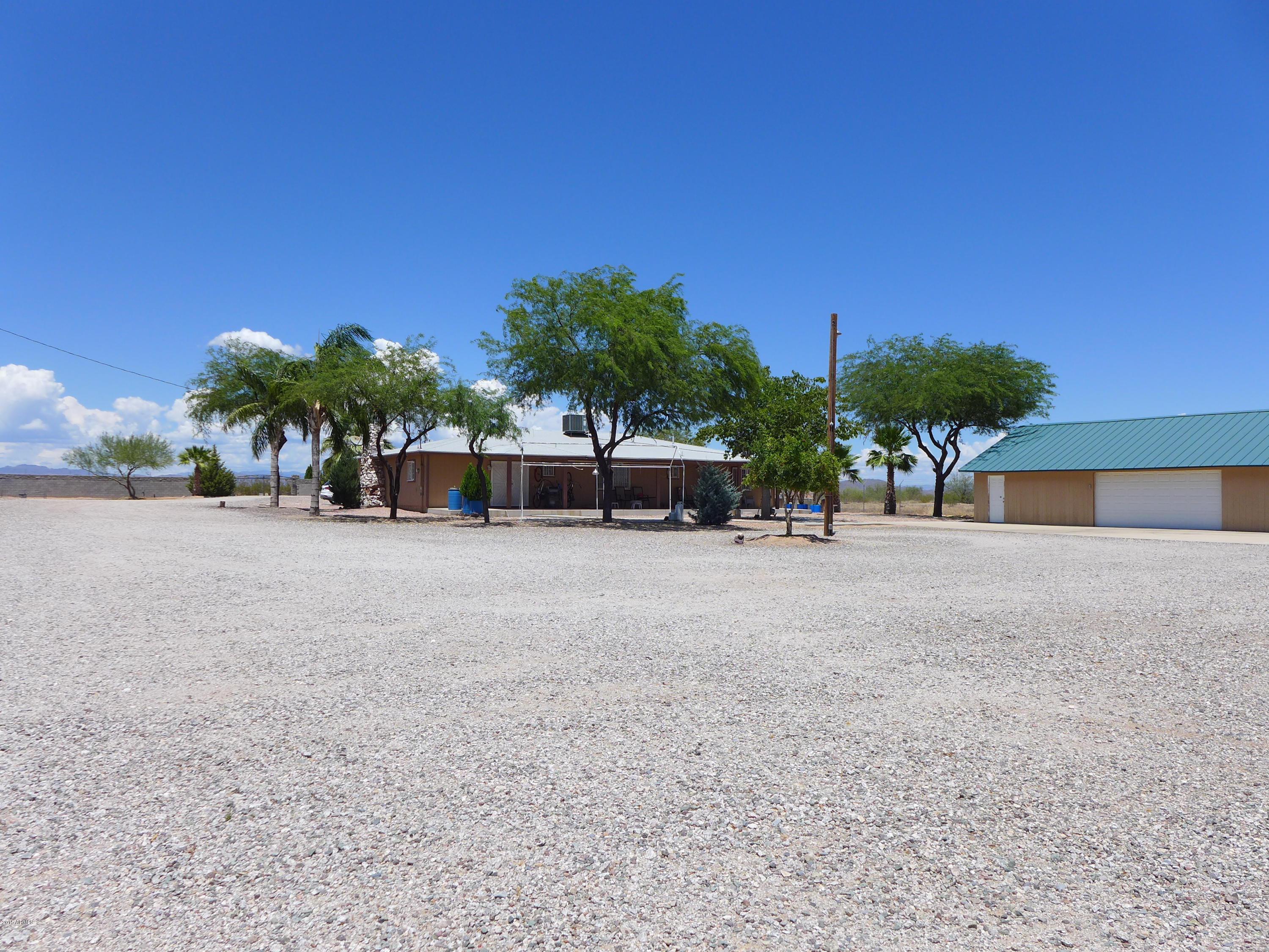 19007 West Roadrunner Road Wittmann, AZ 85361 - Photo 47 of 56 P1030504