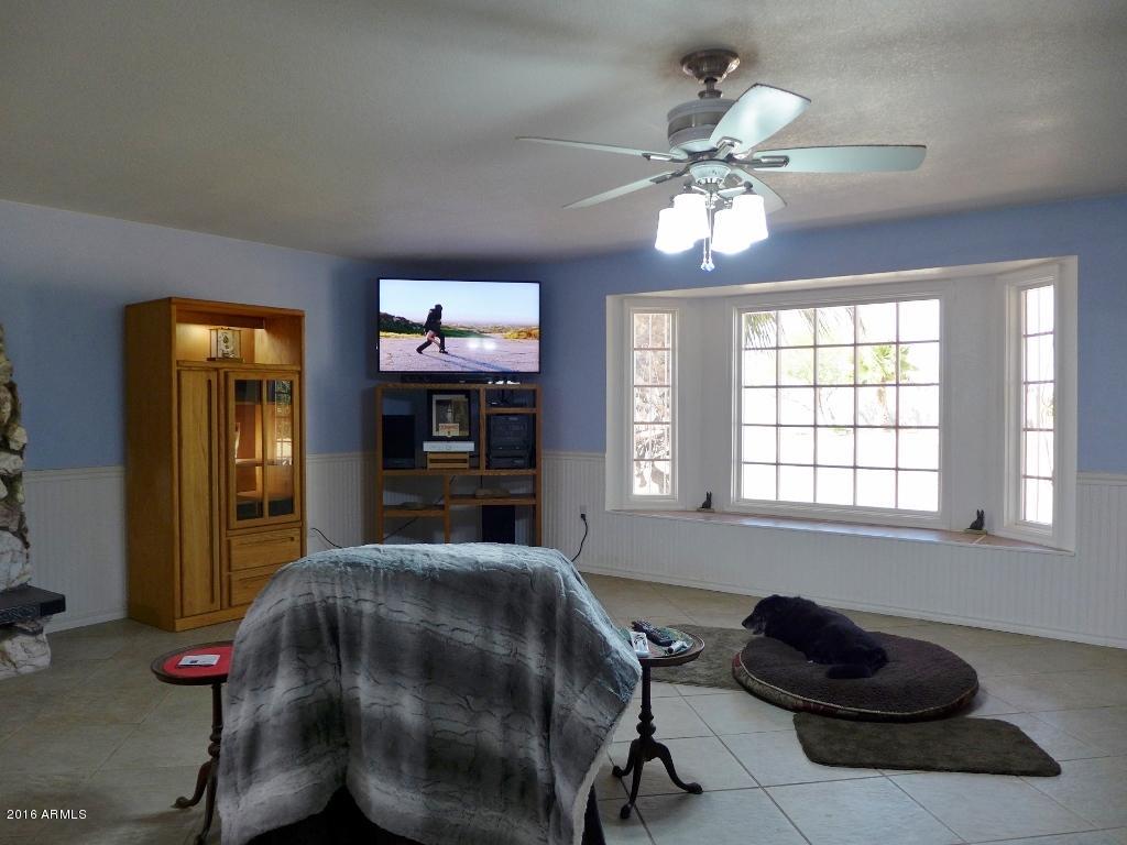 19007 West Roadrunner Road Wittmann, AZ 85361 - Photo 5 of 56 Plenty of room for your