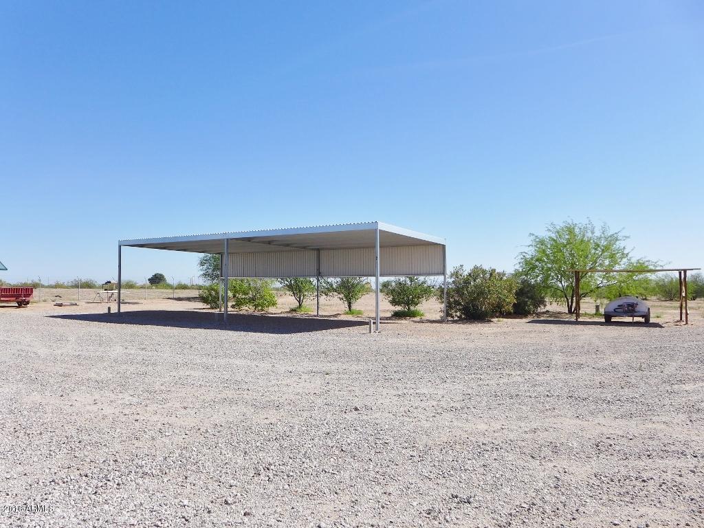 19007 West Roadrunner Road Wittmann, AZ 85361 - Photo 51 of 56 50 X 25 X 14 High