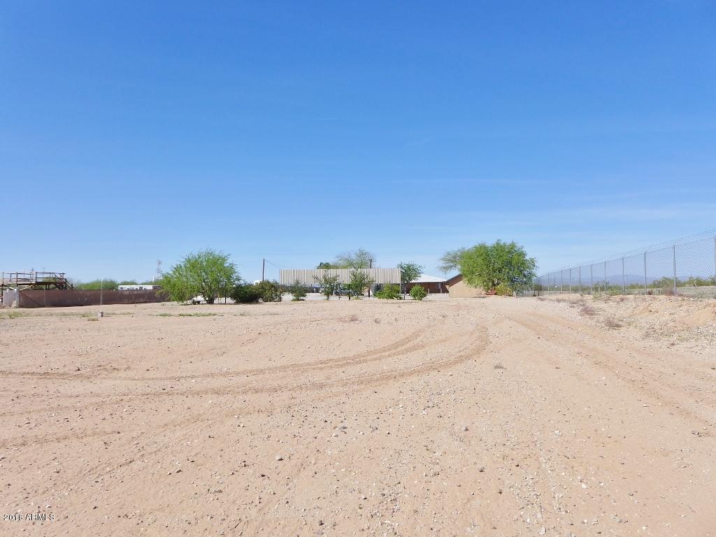 19007 West Roadrunner Road Wittmann, AZ 85361 - Photo 53 of 56 Blank slate..