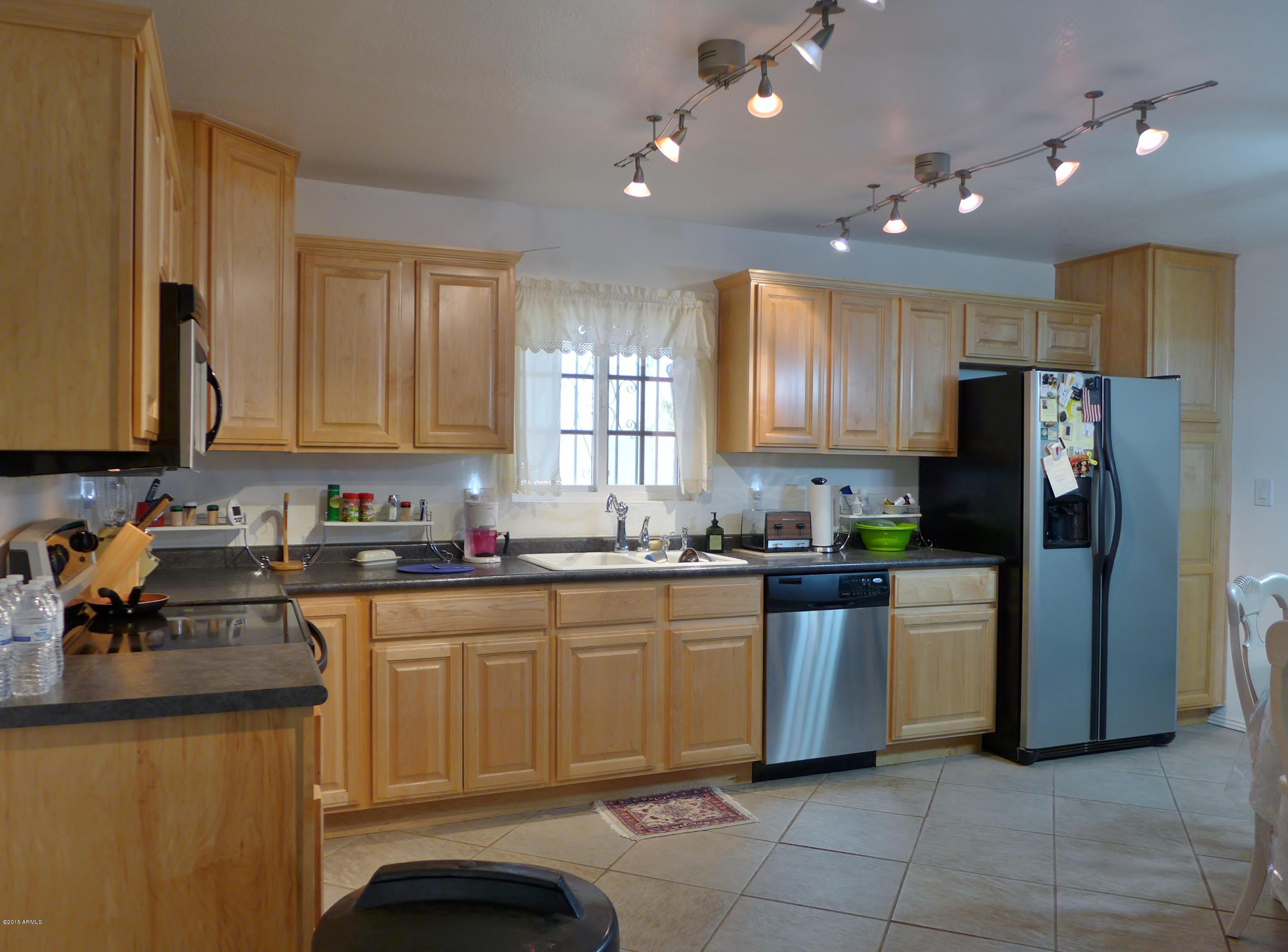 19007 West Roadrunner Road Wittmann, AZ 85361 - Photo 8 of 56 Kitchen