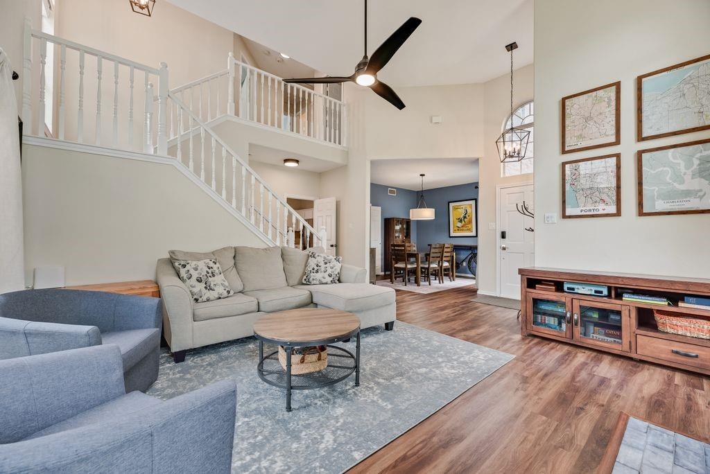819 Canal Street Irving, TX 75063 - Photo 4 of 32