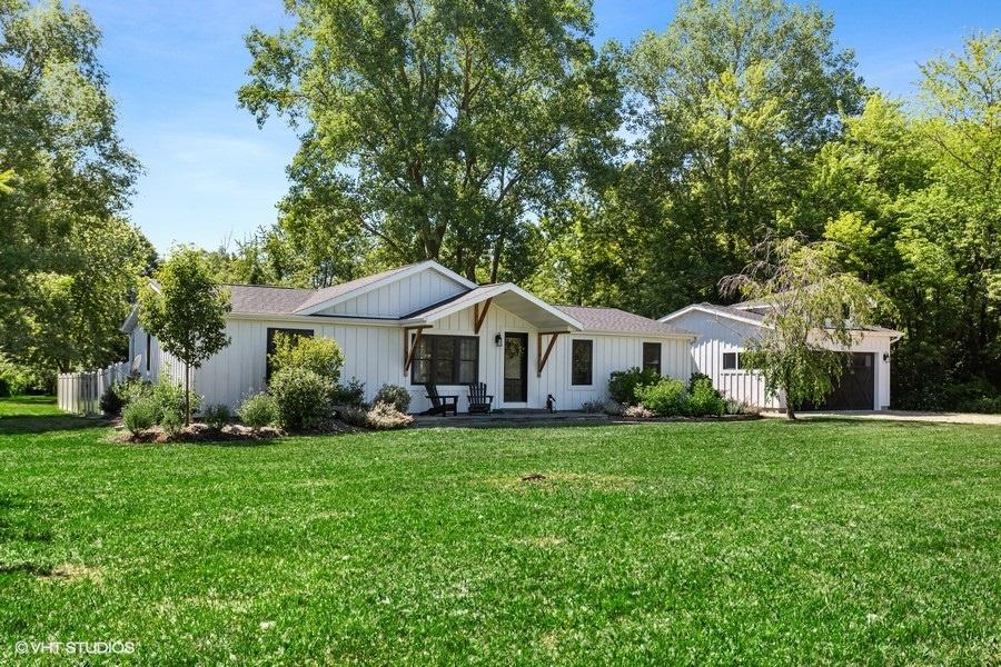 11714 Baldwin Road Bridgman, MI 49106 - Photo 1 of 15 01_11714BaldwinRd_300_FrontView_LowRes