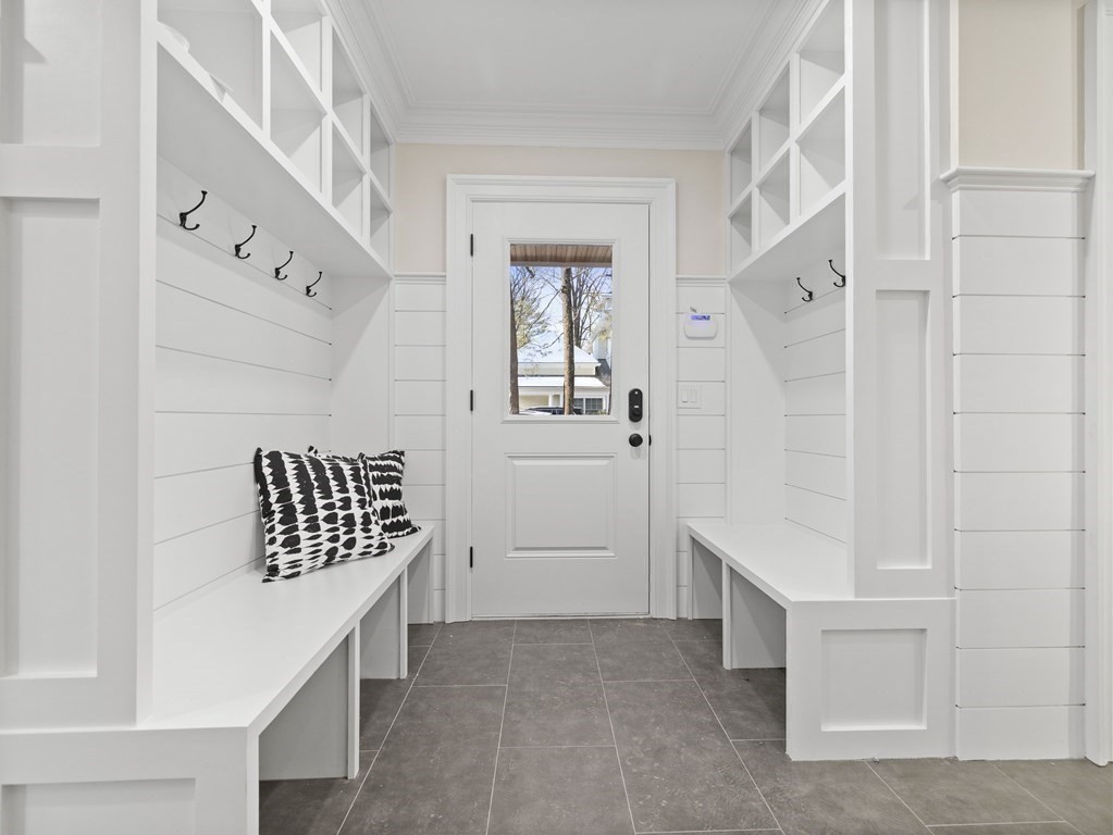 117 Abbott Road Wellesley, MA 02481 - Photo 14 of 34