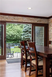 $1,395,000 | 258 Woodridge Drive, North Kingstown, RI 02874