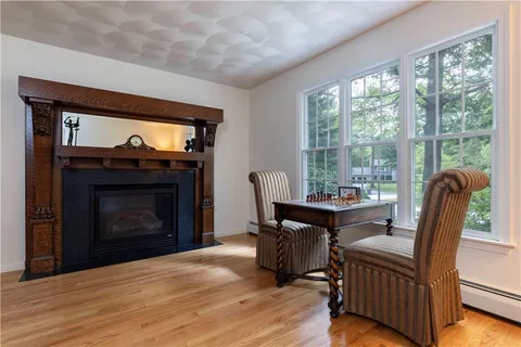 $1,395,000 | 258 Woodridge Drive, North Kingstown, RI 02874