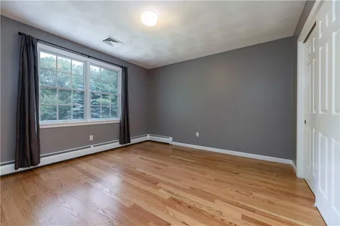 $1,395,000 | 258 Woodridge Drive, North Kingstown, RI 02874