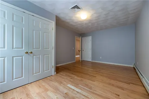 $1,395,000 | 258 Woodridge Drive, North Kingstown, RI 02874