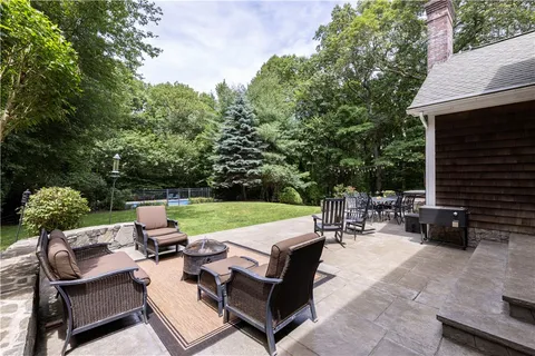 $1,395,000 | 258 Woodridge Drive, North Kingstown, RI 02874