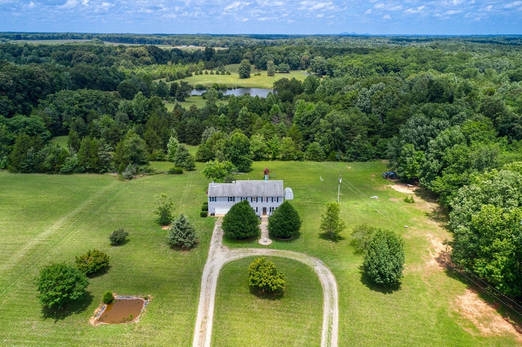 3187 Five Forks Road Pamplin, VA 23958 - Photo 7 of 70 Gallery Image 7