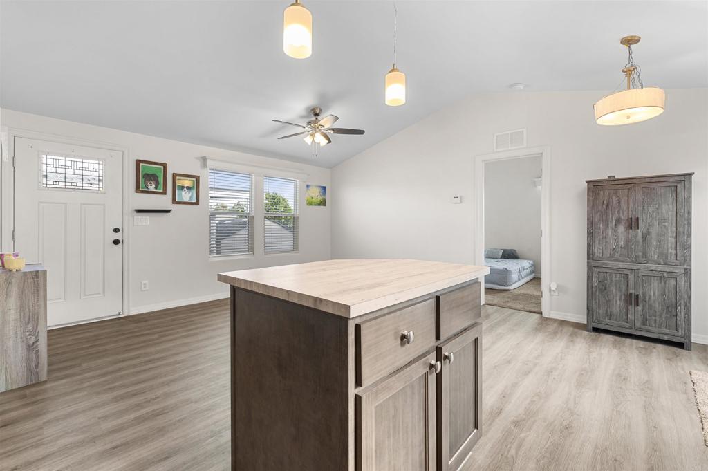 8545 Mission Gorge Road, Unit 253A Santee, CA 92071 - Photo 3 of 21 a kitchen that has a lot of cabinets in it