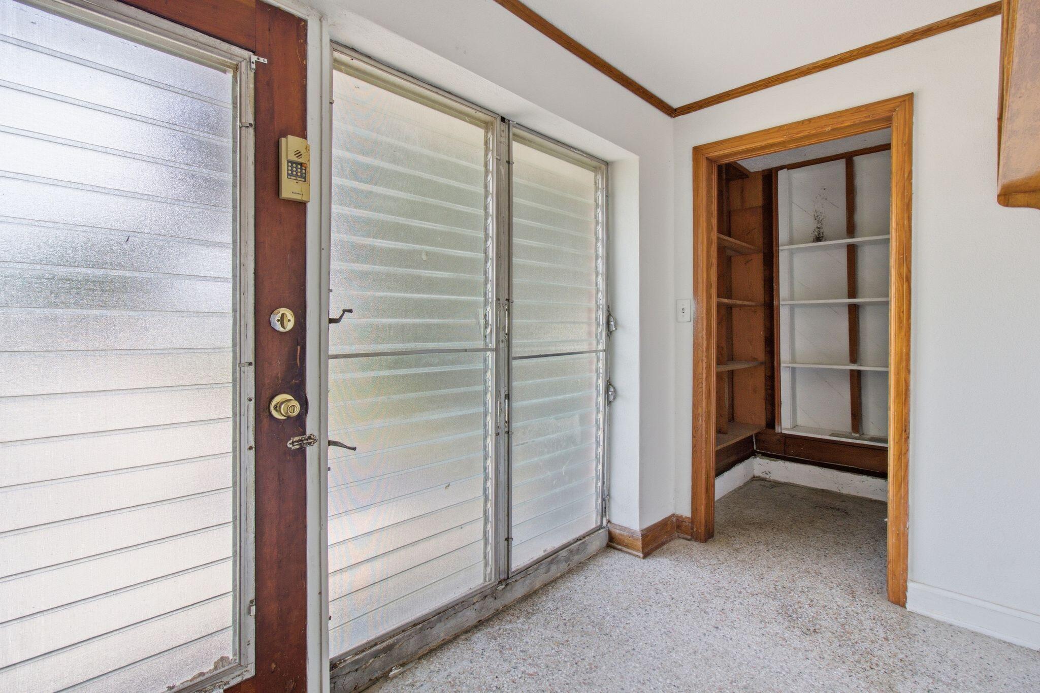855 North Pearl Street Crestview, FL 32536 - Photo 24 of 31 a view of an empty room