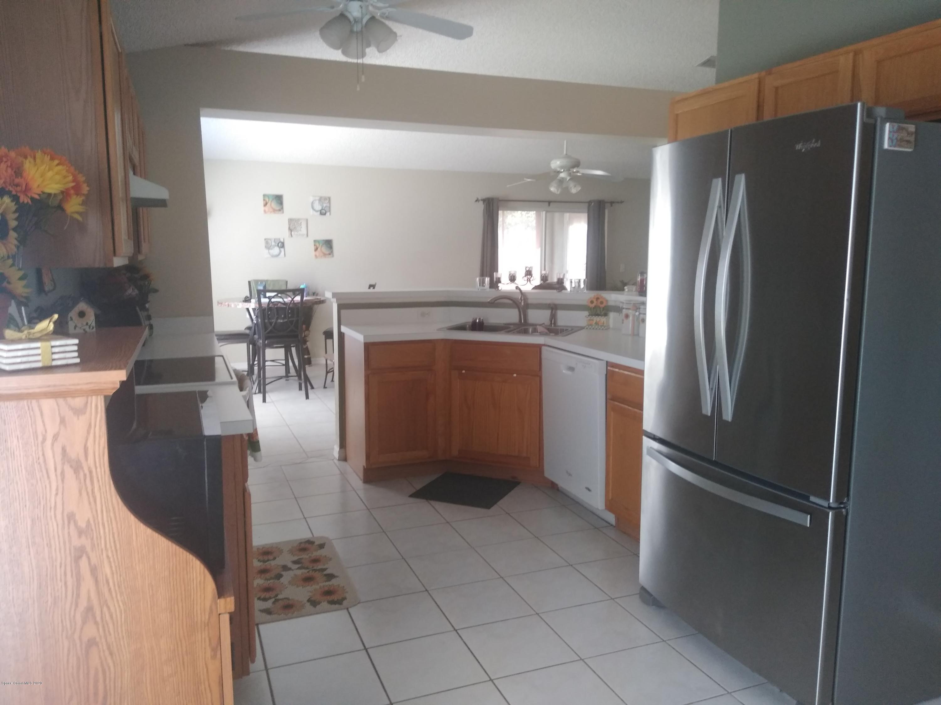 2114 Spring Creek Circle Palm Bay, FL 32905 - Photo 8 of 18 K2