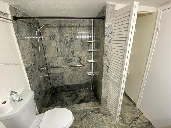 $299,000 | 4525 West 20th Avenue, Unit 123, Hialeah, FL 33012