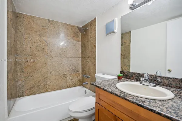 $299,000 | 4525 West 20th Avenue, Unit 123, Hialeah, FL 33012