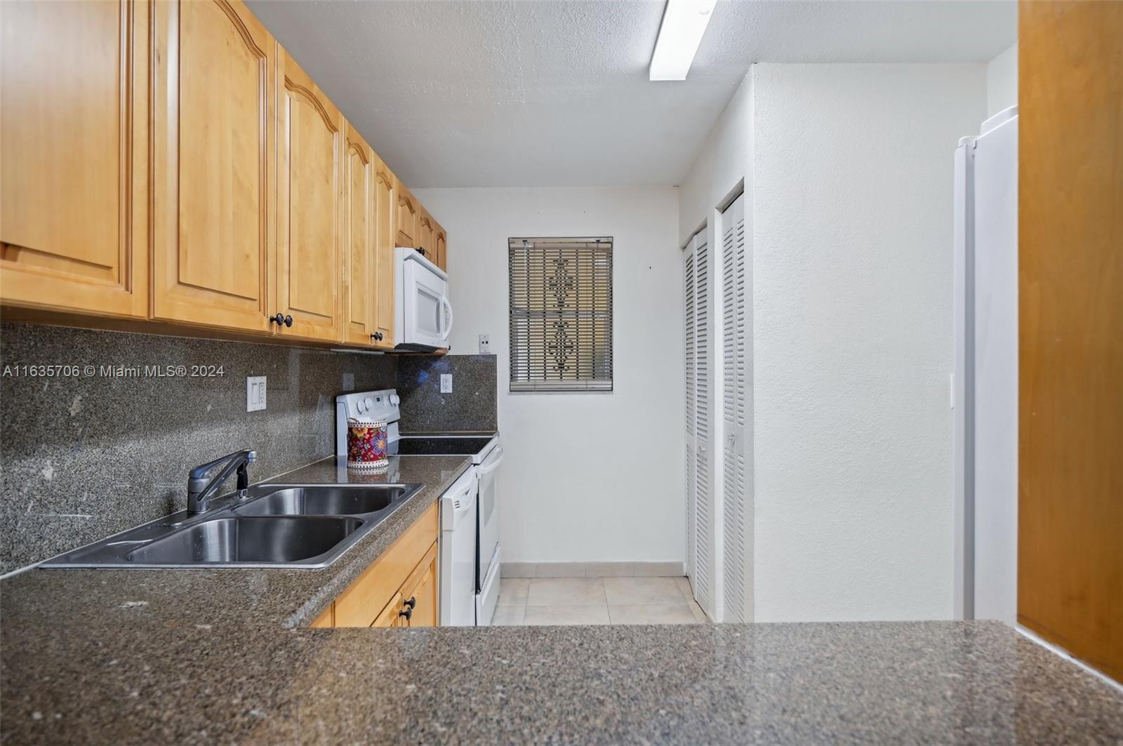 4525 West 20th Avenue, Unit 123 Hialeah, FL 33012 - Photo 19 of 19