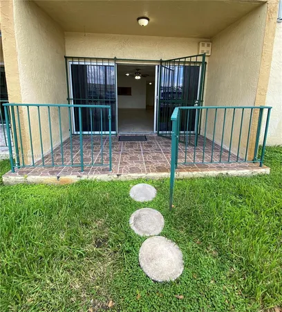 $299,000 | 4525 West 20th Avenue, Unit 123, Hialeah, FL 33012
