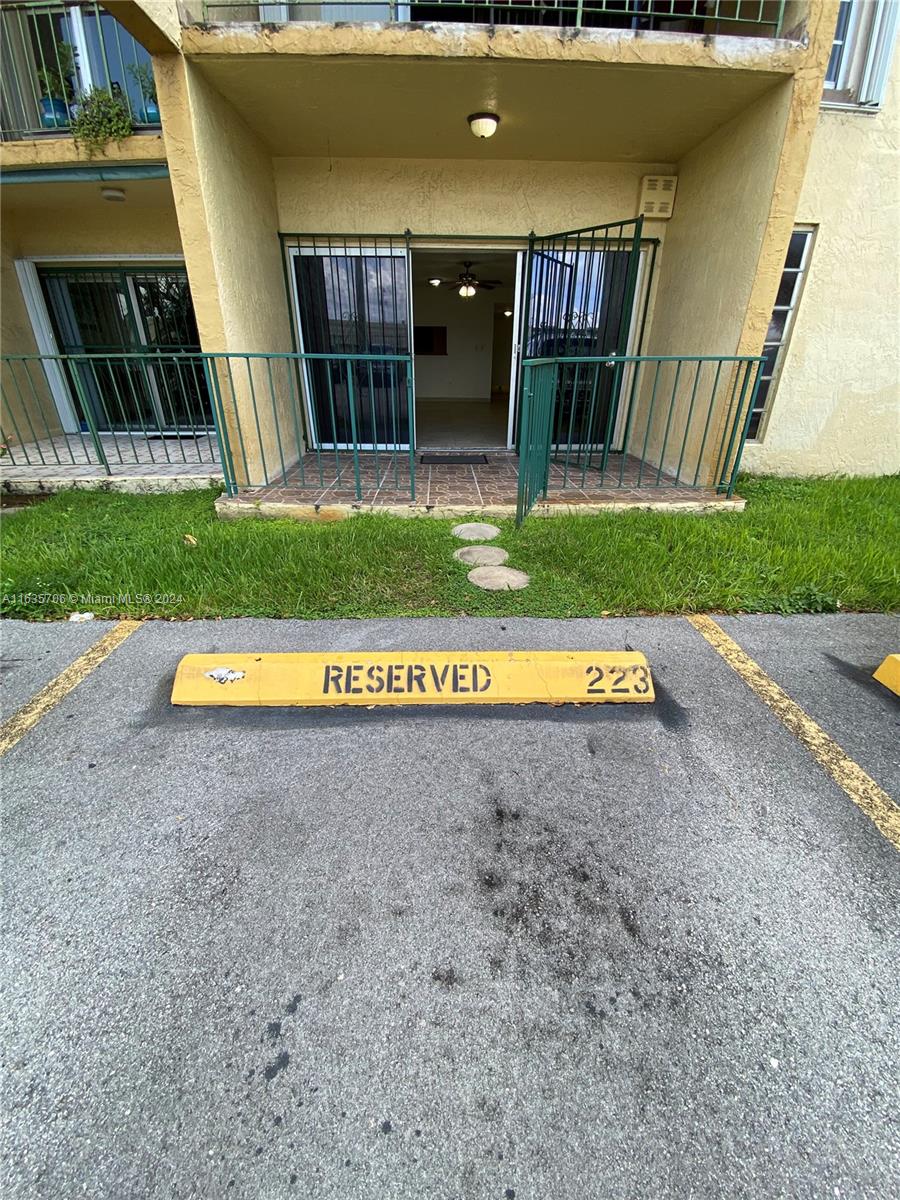 4525 West 20th Avenue, Unit 123 Hialeah, FL 33012 - Photo 3 of 19