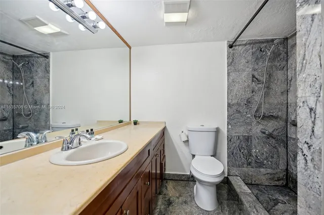 $299,000 | 4525 West 20th Avenue, Unit 123, Hialeah, FL 33012