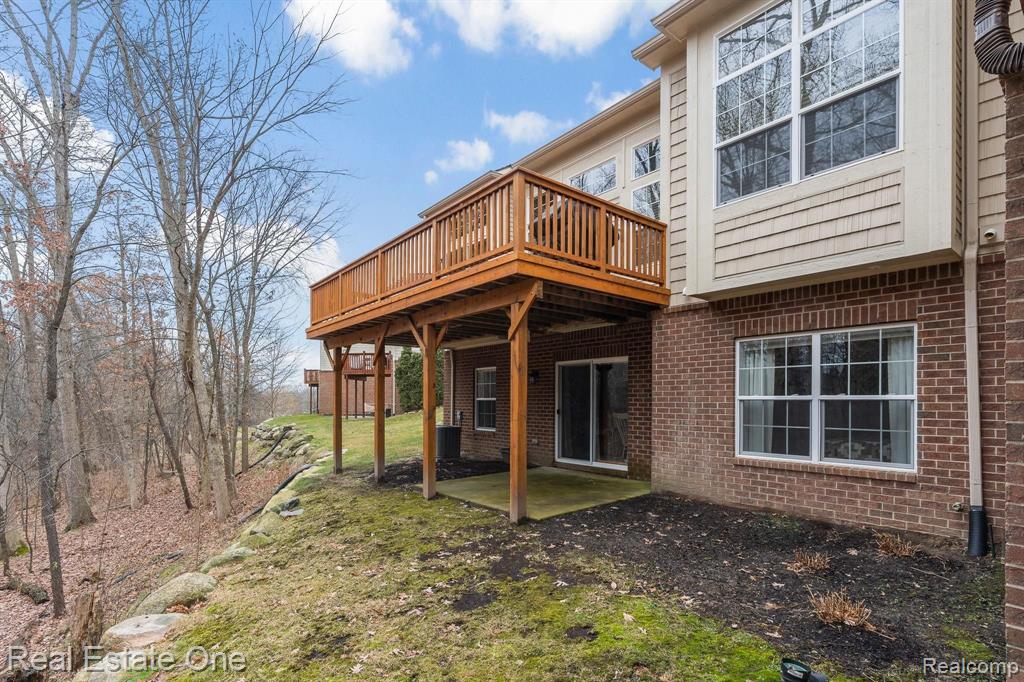 545 Andover Court, Unit 37 Rochester Hills, MI 48306 - Photo 35 of 37