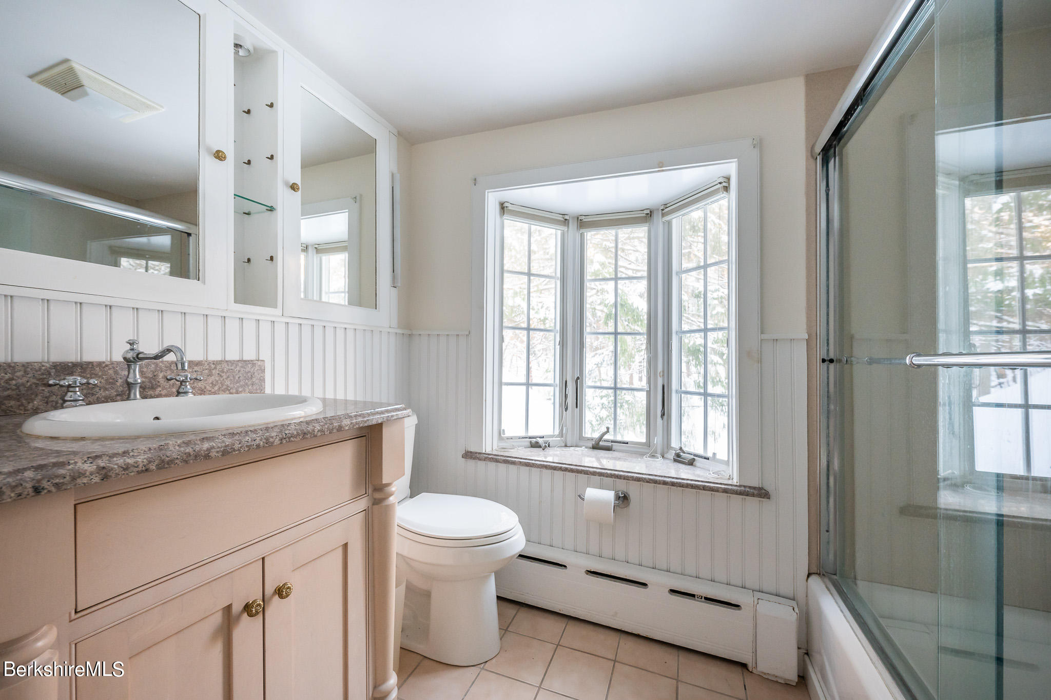 31 Stockbridge Road West Stockbridge, MA 01266 - Photo 31 of 46 2nd Floor Bathroom