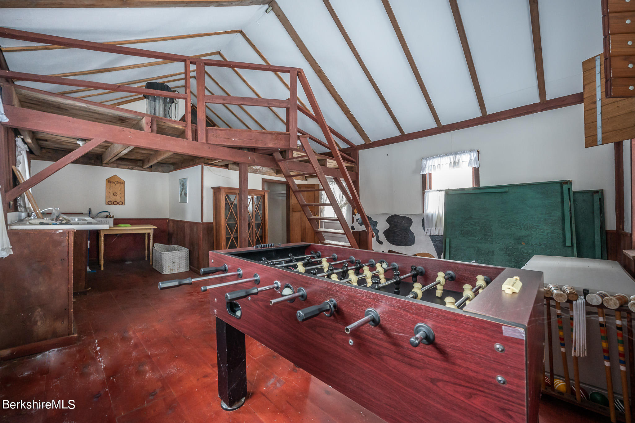 31 Stockbridge Road West Stockbridge, MA 01266 - Photo 32 of 46 Attached Studio