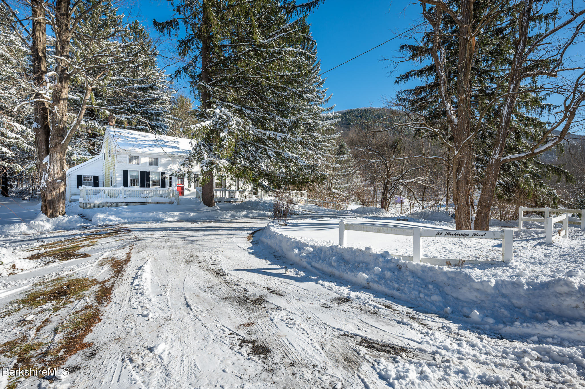 31 Stockbridge Road West Stockbridge, MA 01266 - Photo 5 of 46 Exterior