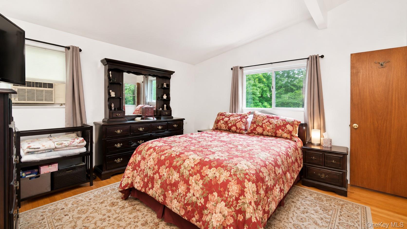 249 Mill River Road Chappaqua, NY 10514 - Photo 8 of 33