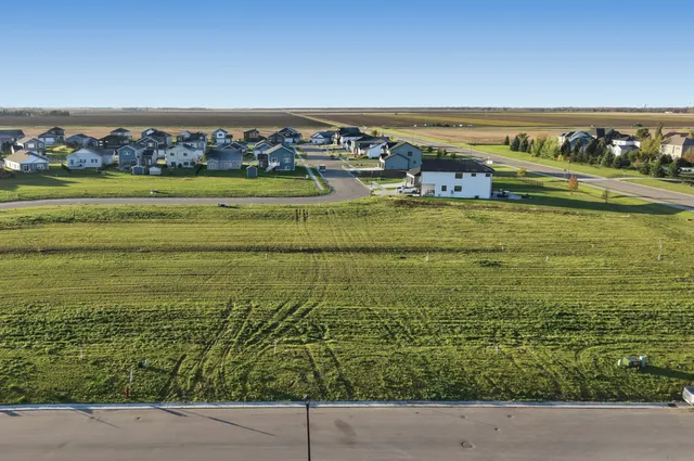 $54,900 | 309 48th Avenue South, Moorhead, MN 56560