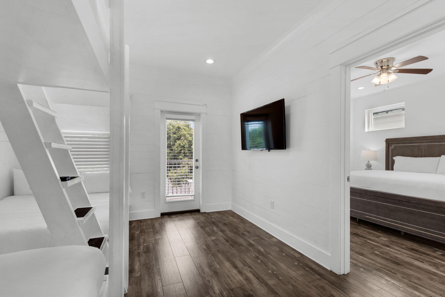 4559 Luke Avenue Destin, FL 32541 - Photo 29 of 60 photo_online_028