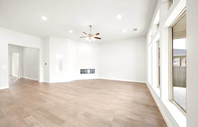 $584,900 | 15261 Tree Swallow Court, Magnolia, TX 77354