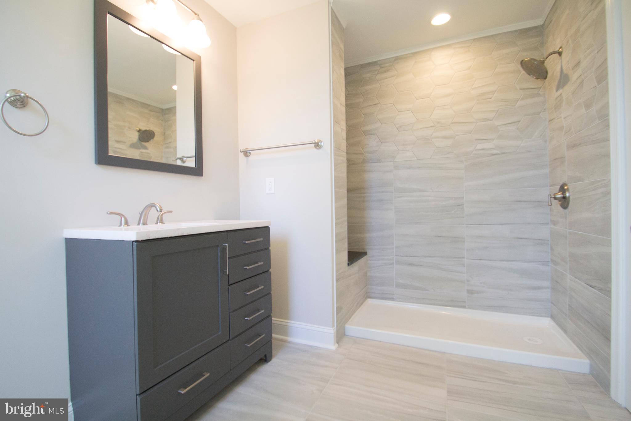 2527 Wendover Road Baltimore, MD 21234 - Photo 8 of 18