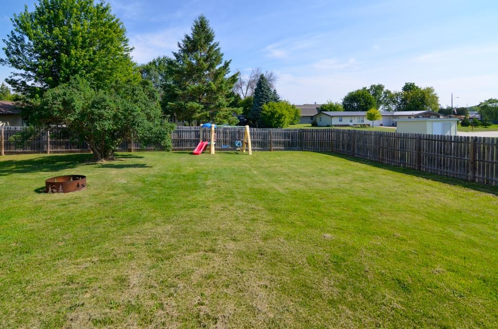 335 East Cedar Street Pulaski, WI 54162 - Photo 33 of 39