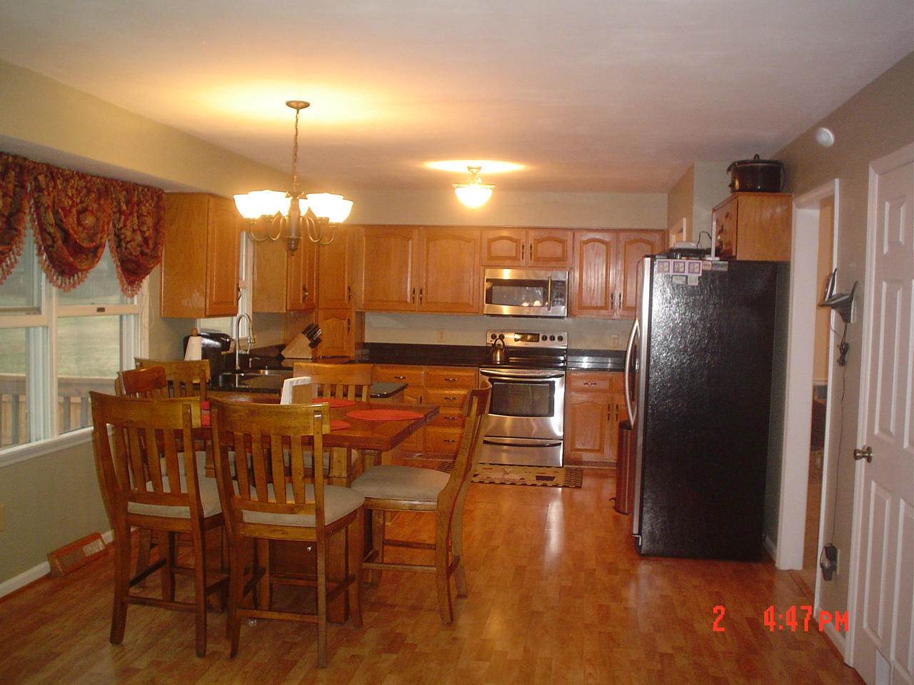 5139 Britaney Road Roanoke, VA 24012 - Photo 16 of 62 Breakfast Area off kitchen