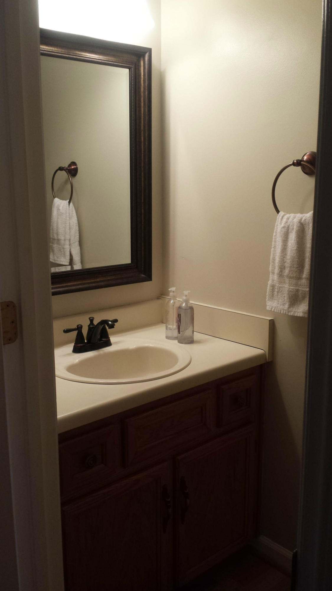 5139 Britaney Road Roanoke, VA 24012 - Photo 19 of 62 Main Level Half Bath