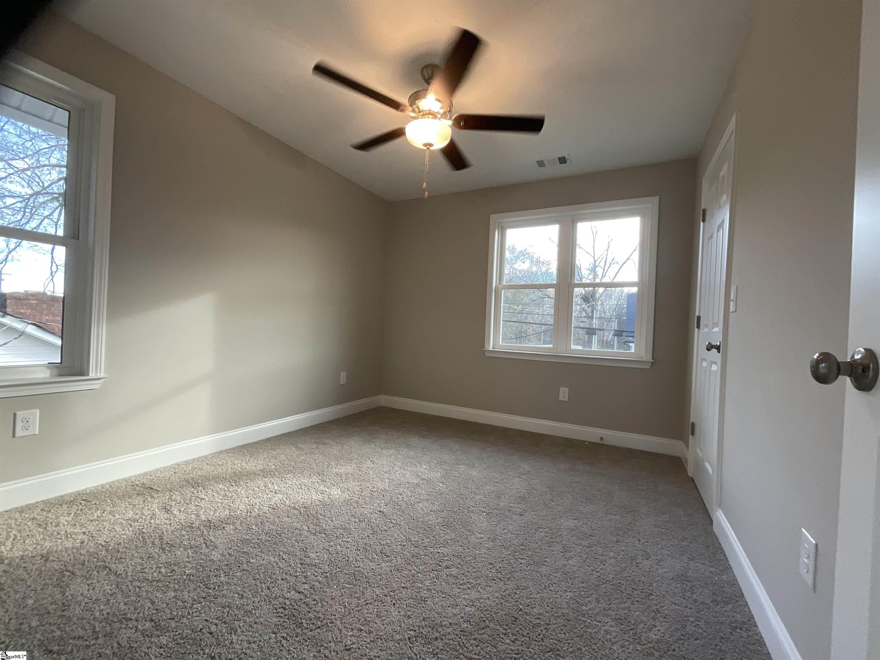 1306 West Bramlett Road Greenville, SC 29611 - Photo 13 of 18