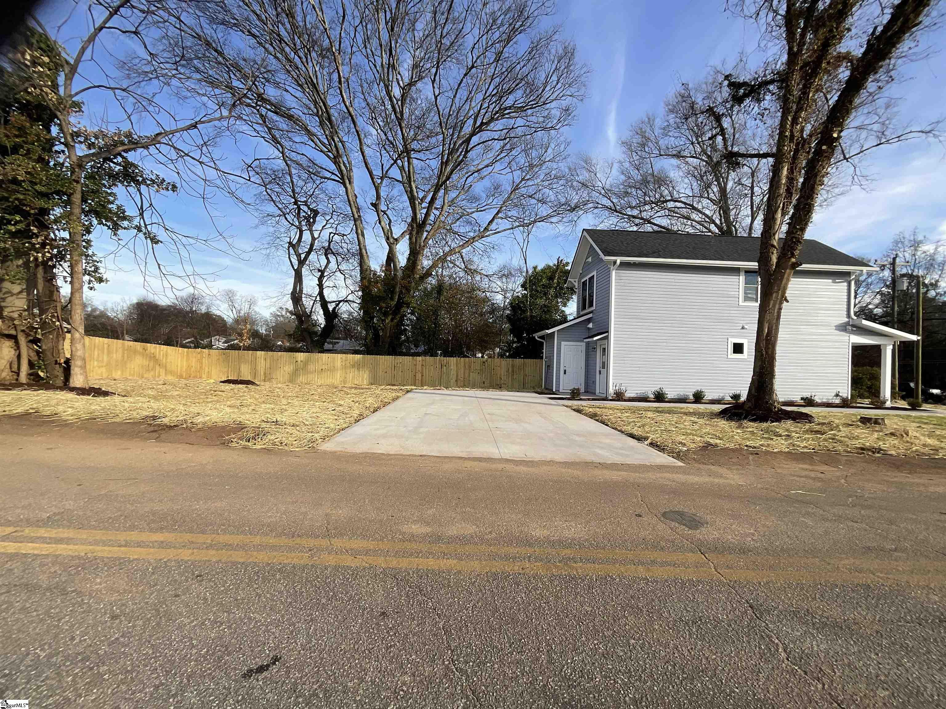 1306 West Bramlett Road Greenville, SC 29611 - Photo 18 of 18