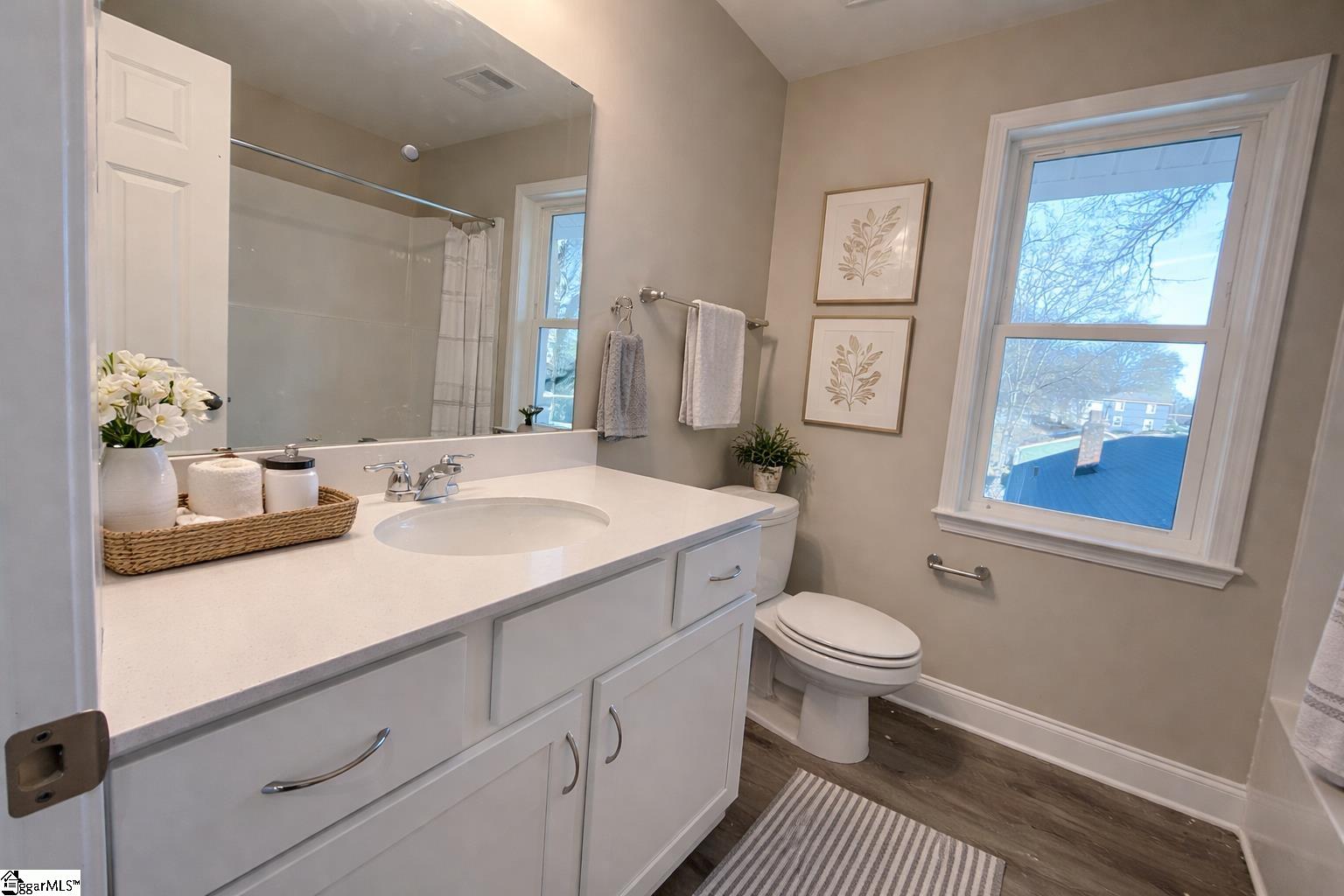 1306 West Bramlett Road Greenville, SC 29611 - Photo 8 of 18