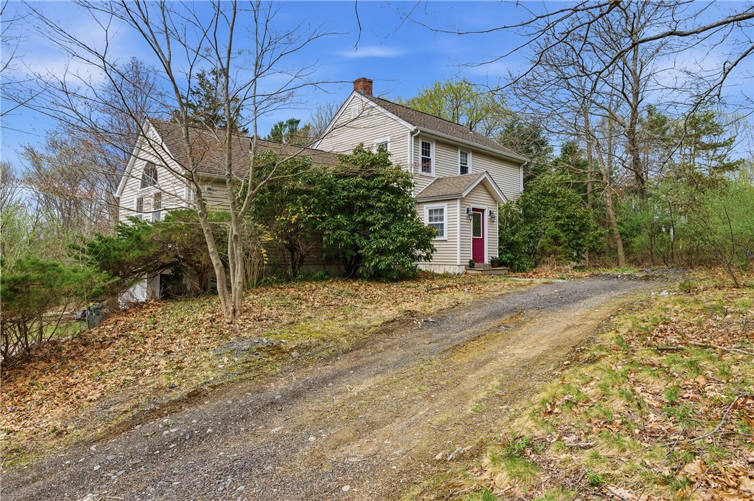 36 Brayton Road Smithfield, RI 02917 - Photo 5 of 34