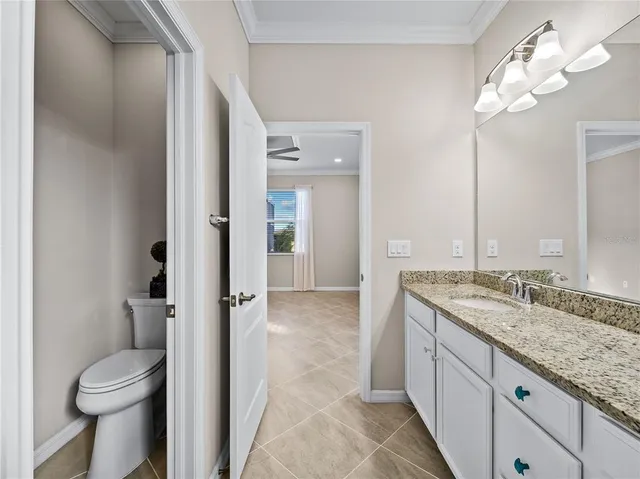 a view of front door with a door