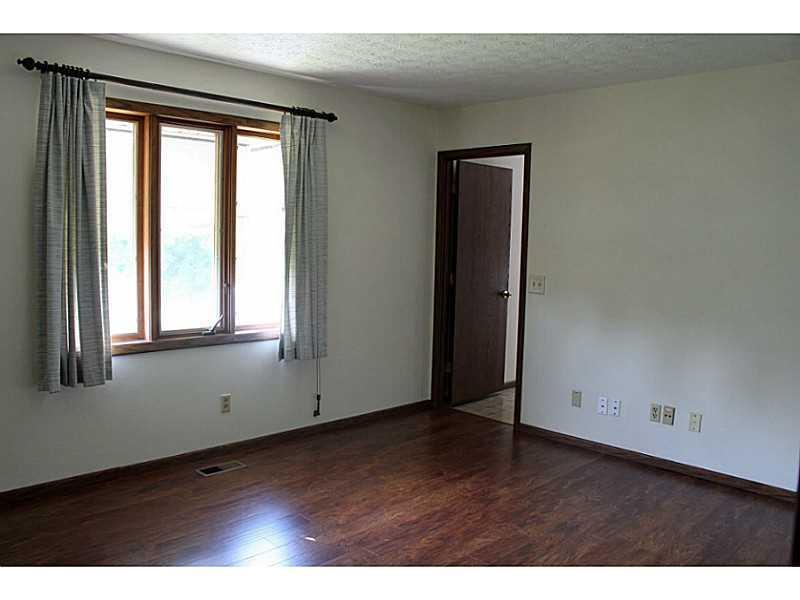 3370 Flowerdale Road Springfield, OH 45504 - Photo 12 of 18 Gallery Image 12
