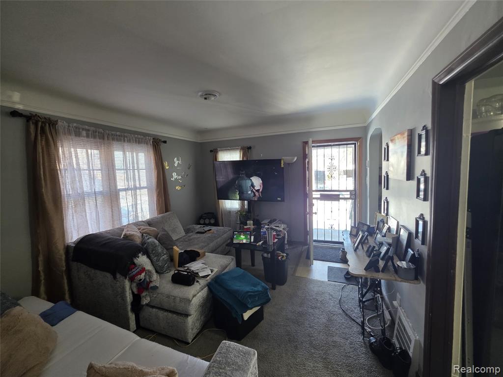 6375 Radnor Street Detroit, MI 48224 - Photo 2 of 13