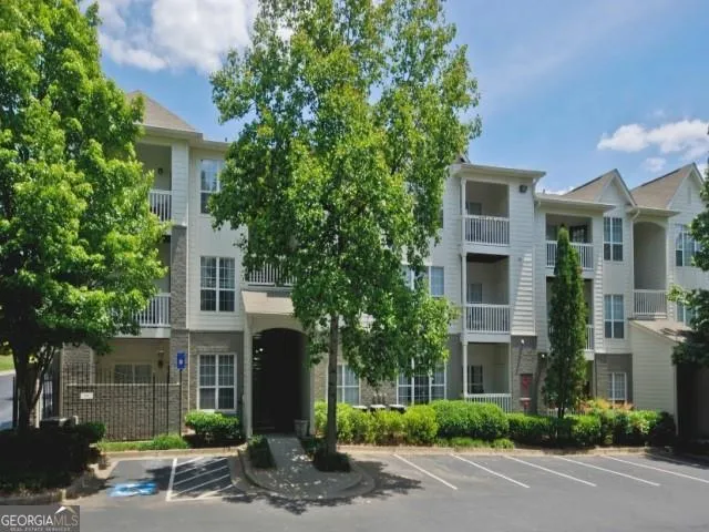 $1,751 | 240 East Belle Isle Road Northeast, Unit 149, Atlanta, GA 30342