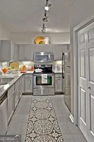 $1,773 | 240 East Belle Isle Road Northeast, Unit 408, Atlanta, GA 30342